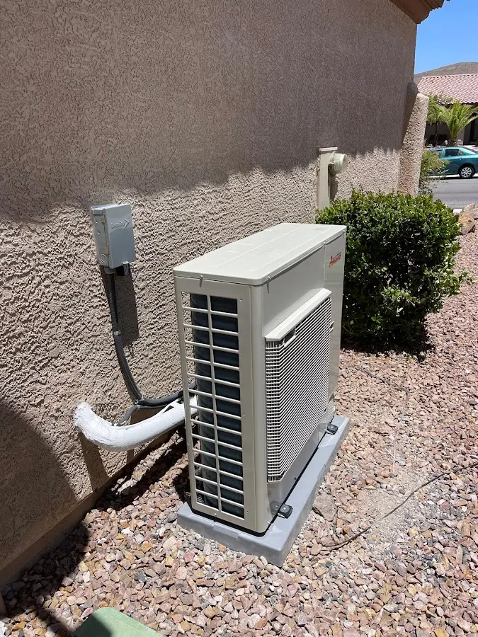 Residential air conditioning condenser unit in Hamden